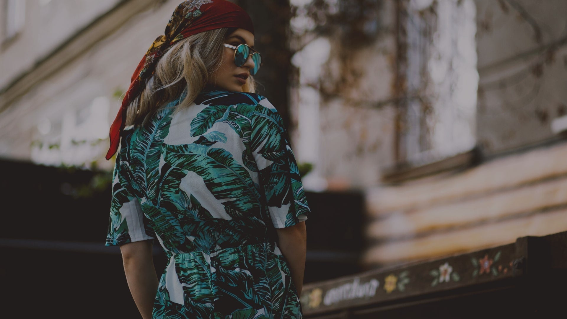 Wardrobly Rent Designer Fashion, Dresses and Bags Greece